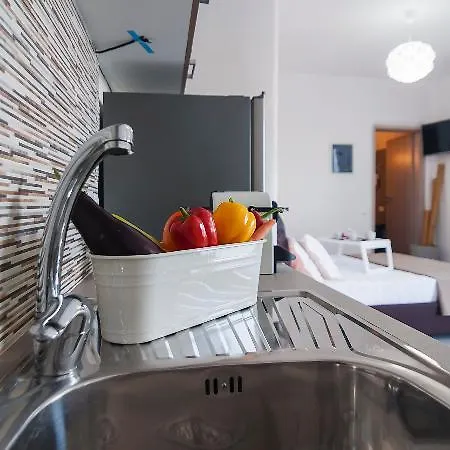 Avalon Mykonos Suites Szálloda Agrári